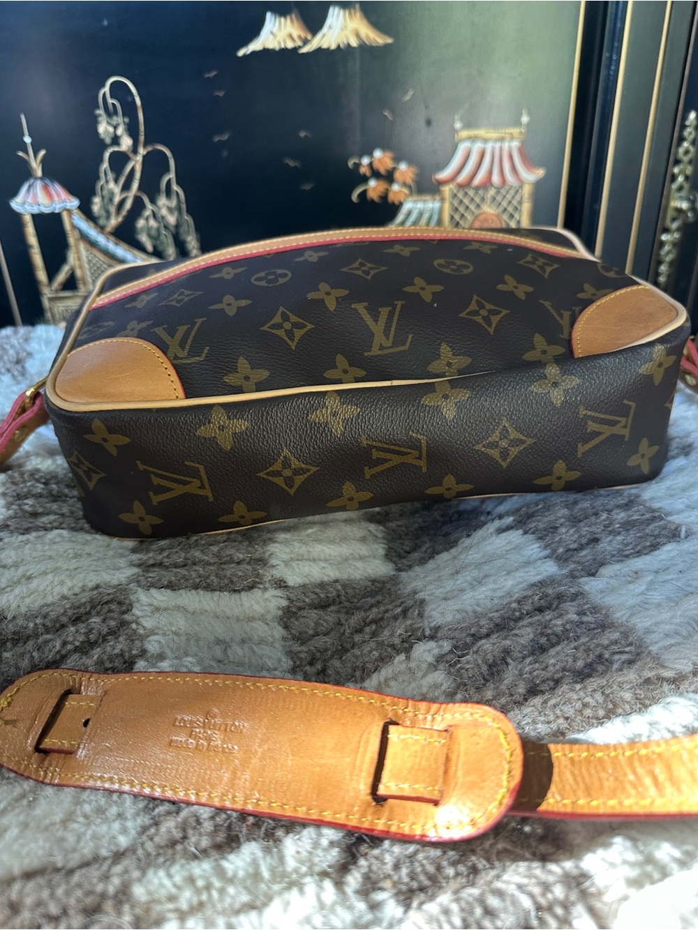 Camera Bag - Picture 6 of 7